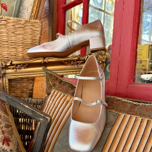 The Leather Nettie Heeled Mary Jane - Picture 7 of 13